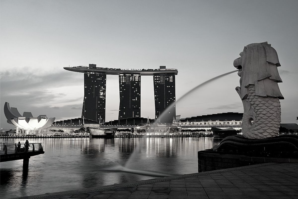 Unlocking Career Opportunities: Navigating Employment Landscape in Singapore