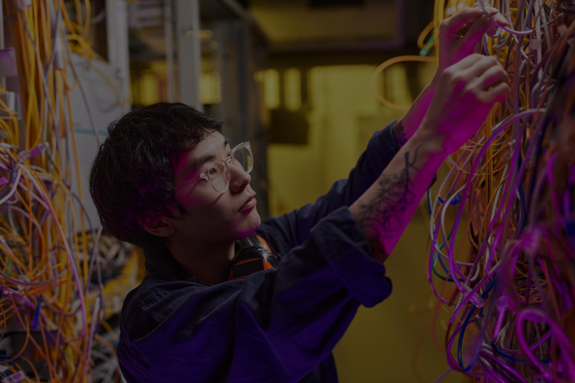 How Skills and Certifications Boost a Structured Cabling Technician’s Salary