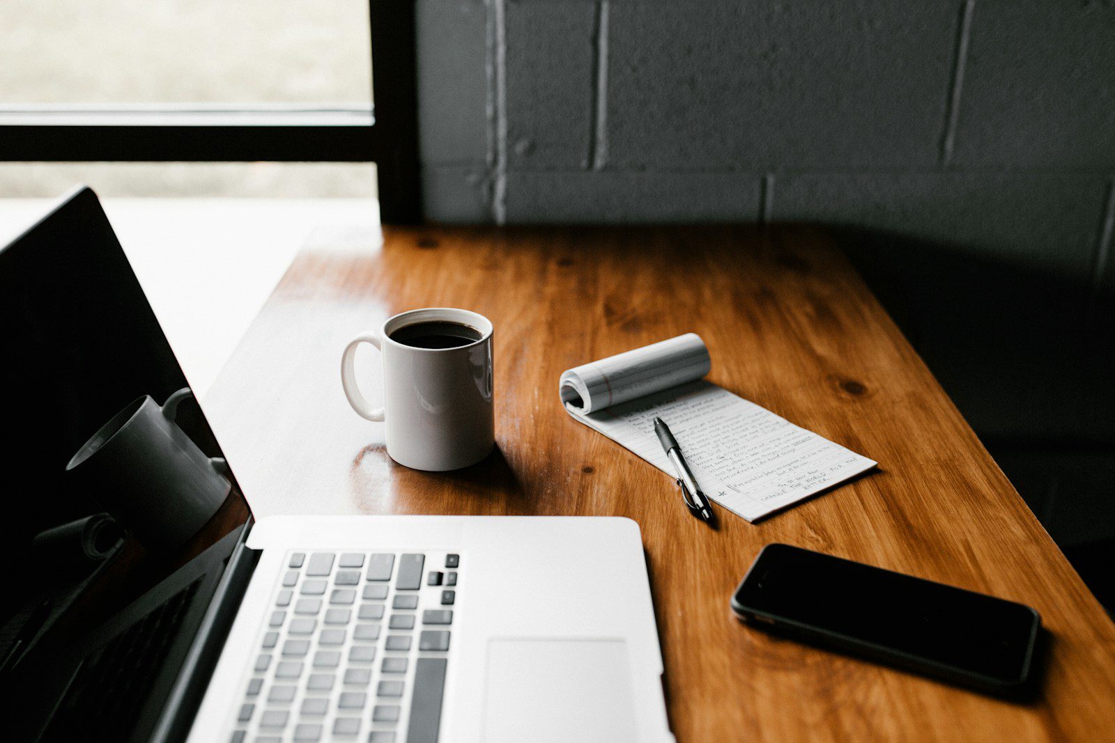 How to Write Job Descriptions That Attract Top Talent
