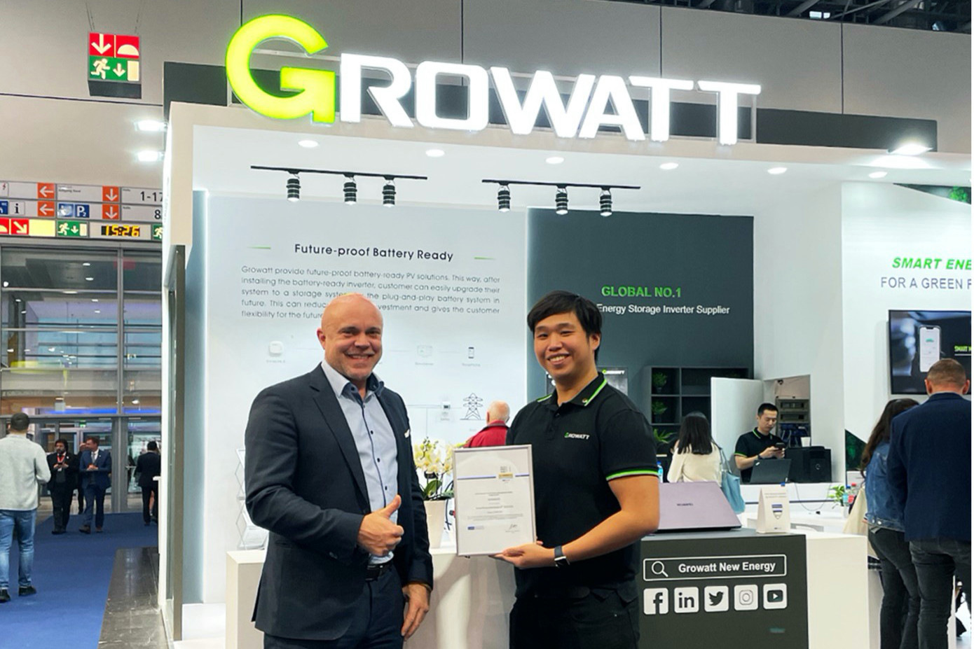 Growatt wins SolarProsumerAward for inverters