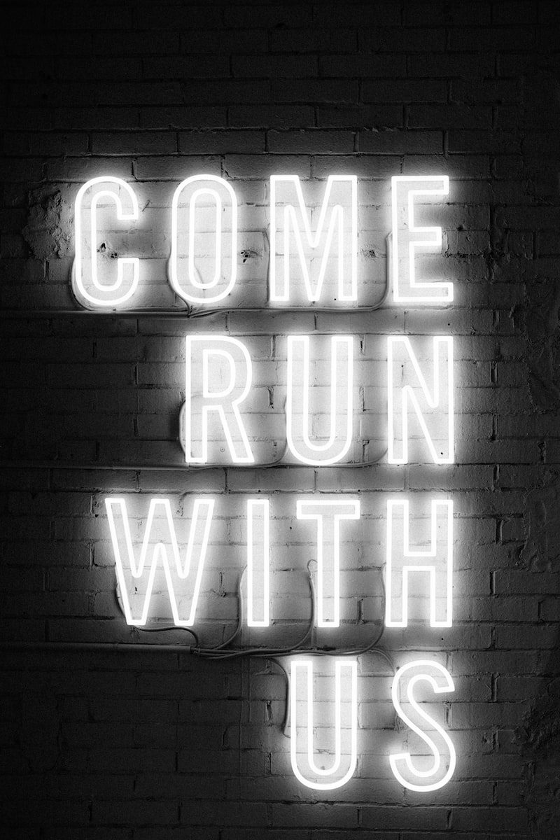 Come run with us sign at Hire recruitment