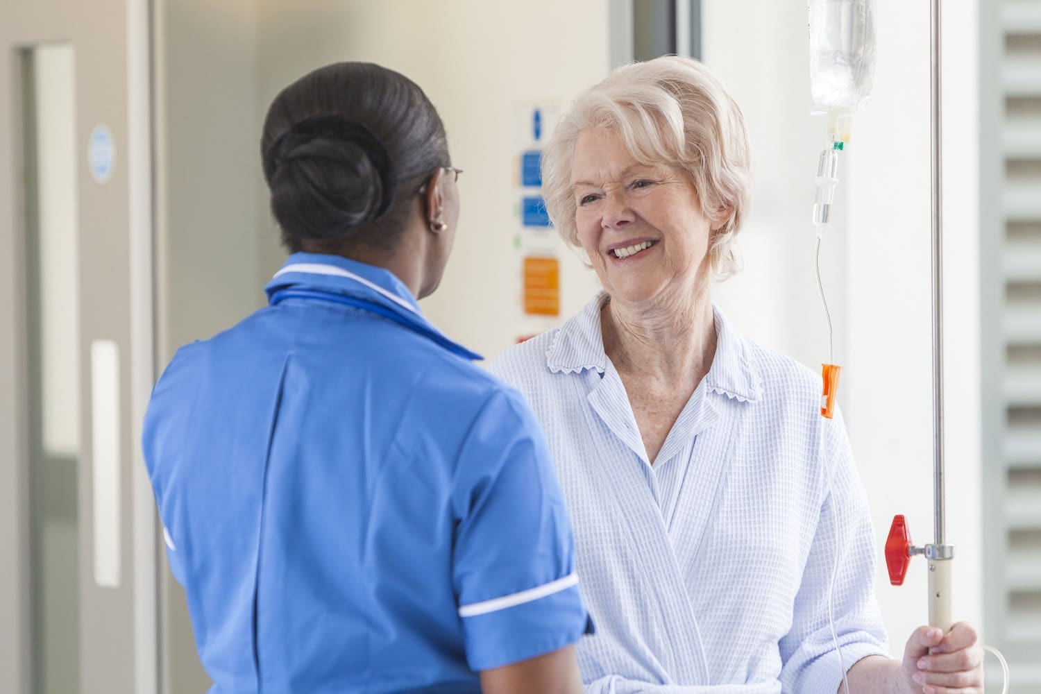 Government takes first steps toward separate pay scale for NHS nurses